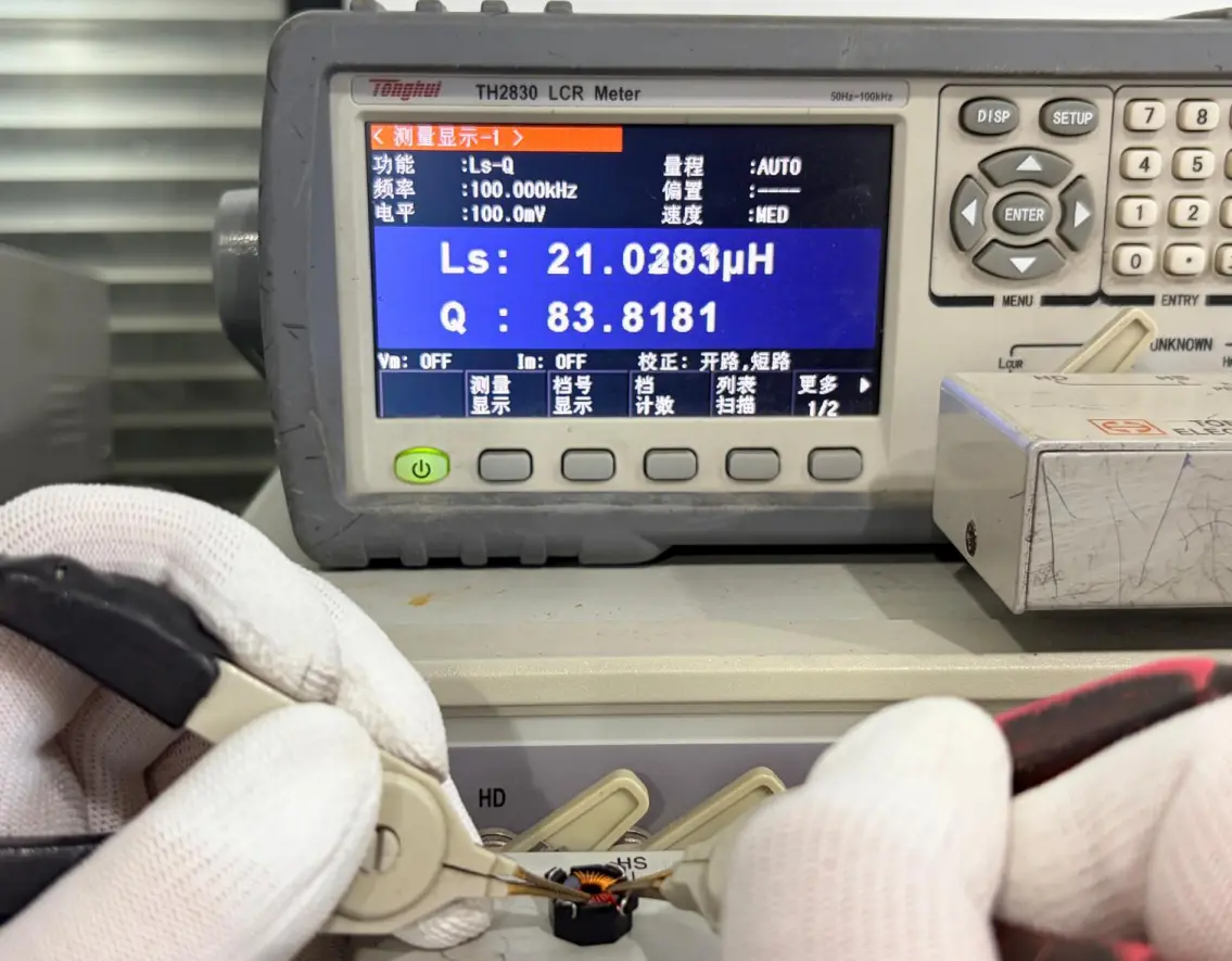 Inducteur toro&iuml;dal &agrave; trou traversant remplac&eacute; par un inducteur CMS pour l'alimentation &eacute;lectrique automobile &agrave; nouvelle &eacute;nergie | Inducteur Gujing